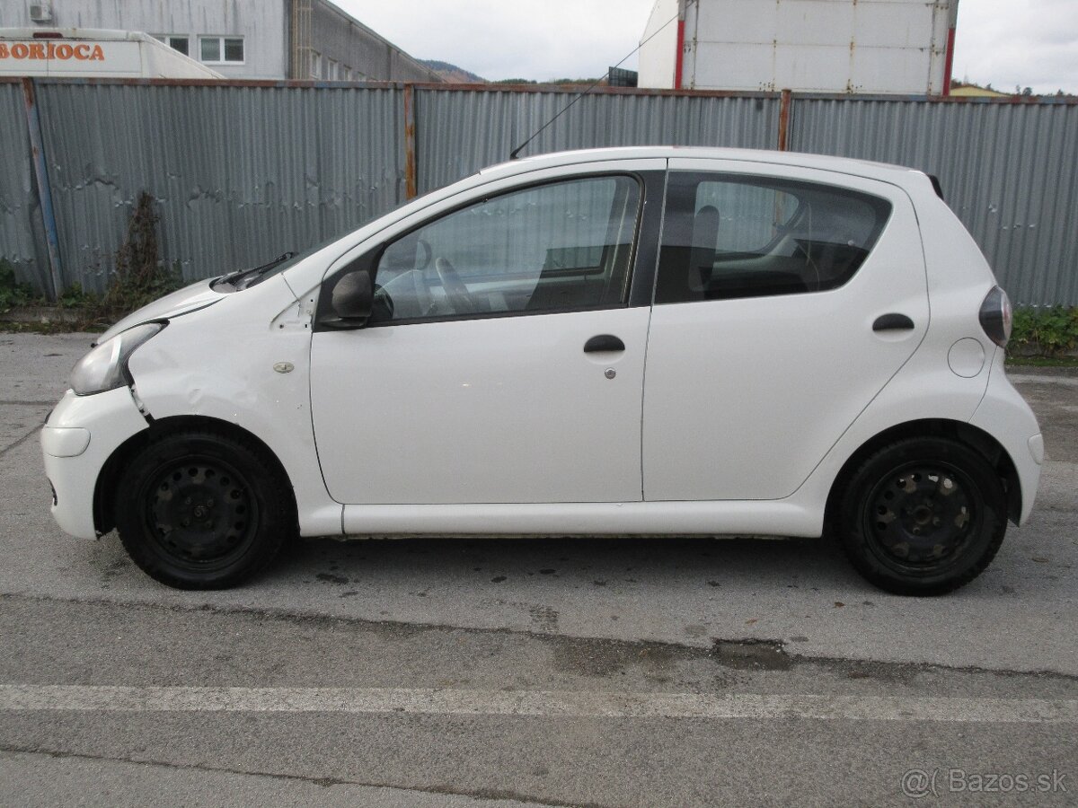 Toyota Aygo 1.0I VVT-i Base s odp. DPH - 2