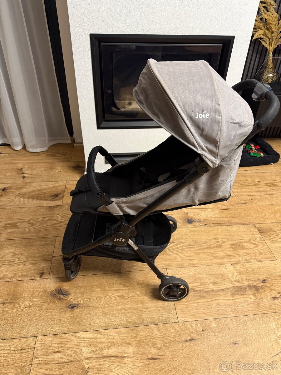 Kočiar Joie pactpro - 2