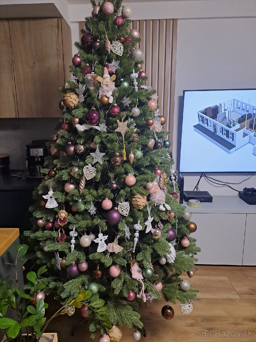 Vianocny stromček - 2