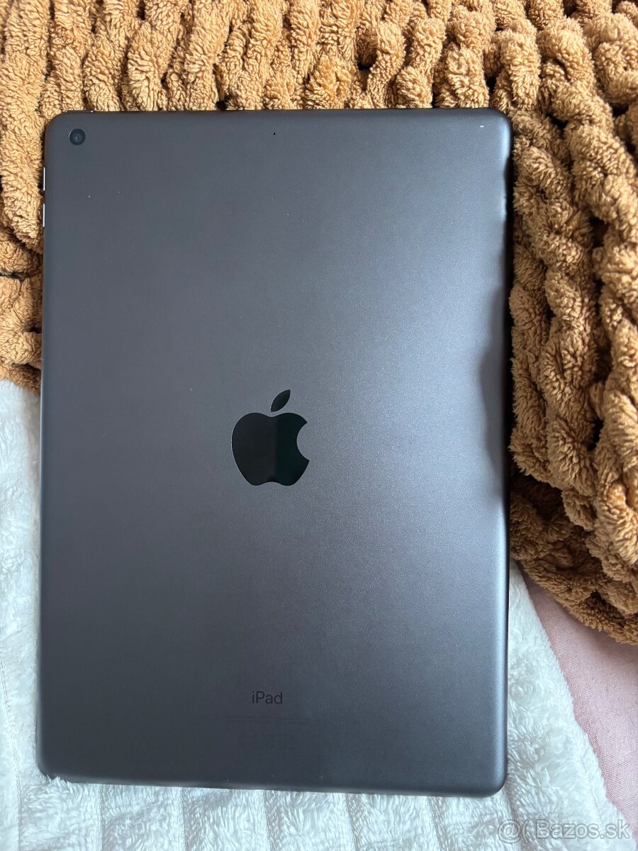 iPad 9. generácie s Apple pencil - 2