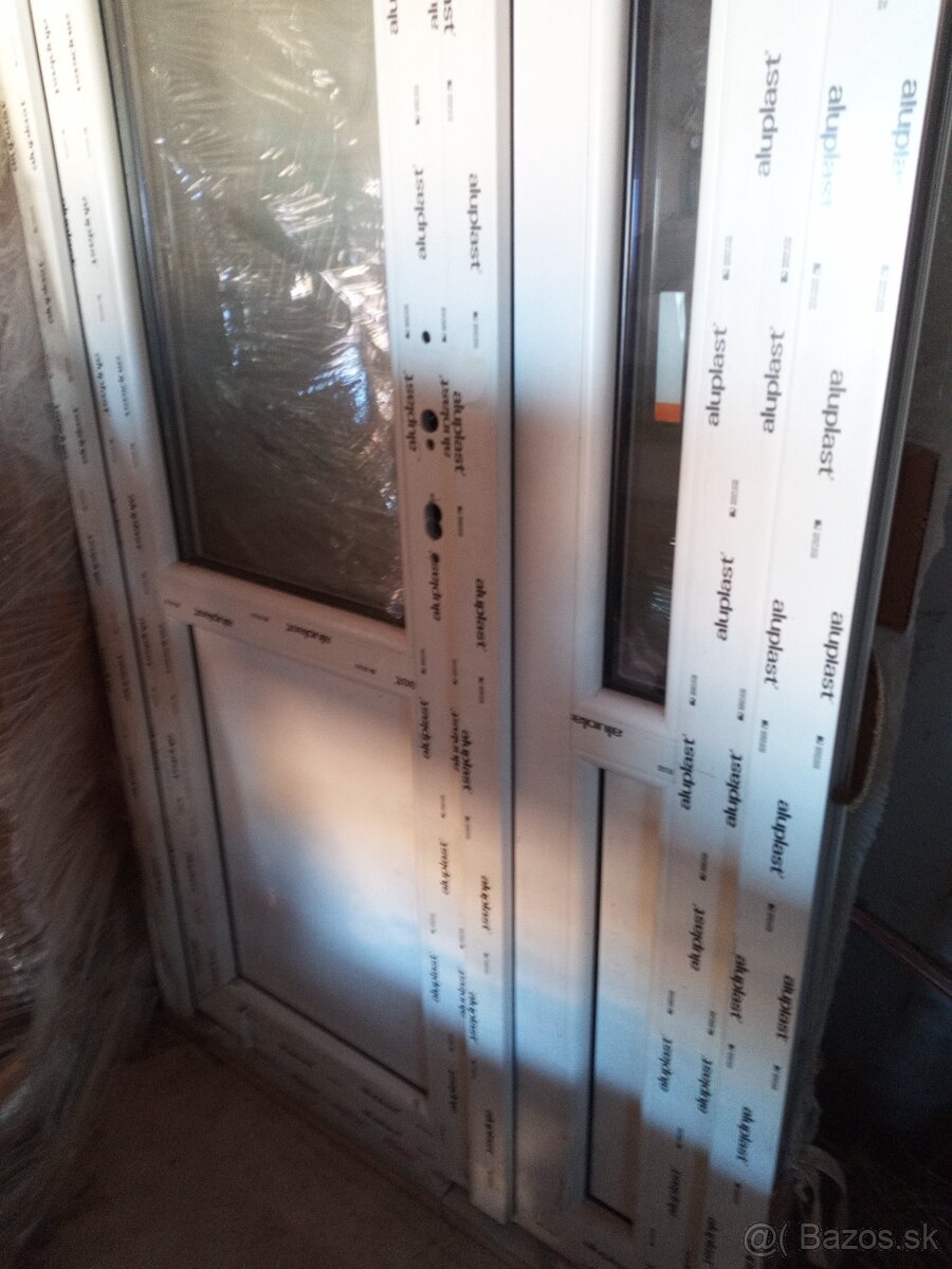 Plastové vchodové dvere - 2