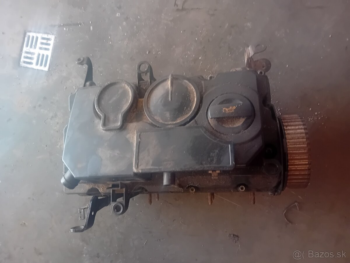 Hlava motora 1.9 tdi 77kw - 2