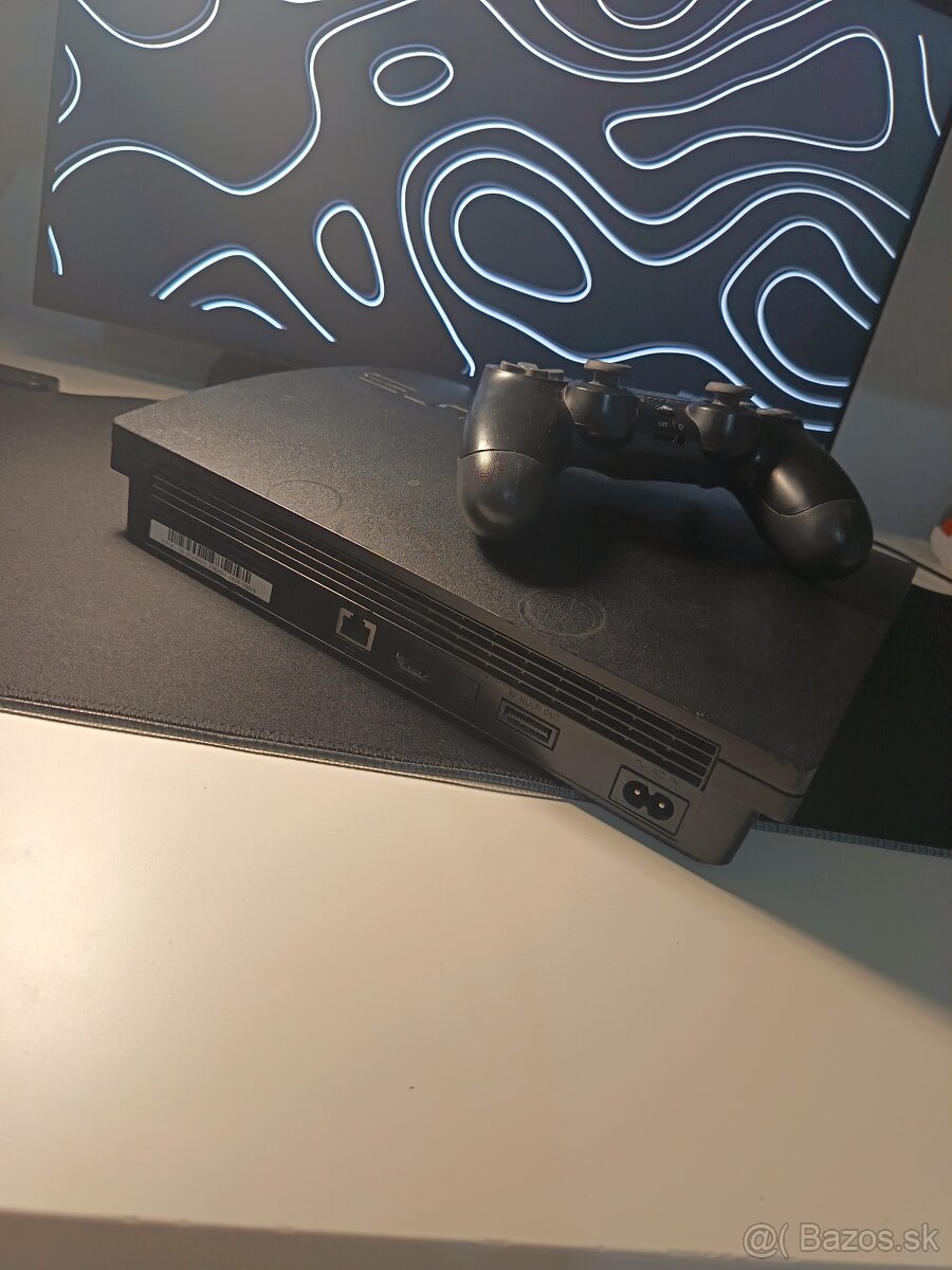 Predam playstation 3 👇 - 2