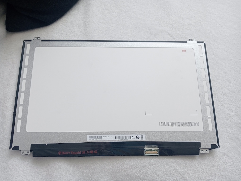 predám 15.6" LED SLIM displej 30pin , eDP , B156HTN03 - 2