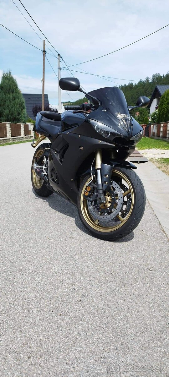Yamaha R6 - 2