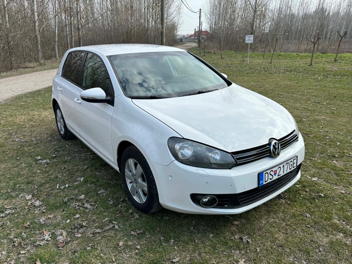 Volkswagen Golf 1.2 TSI Comfortline - 2