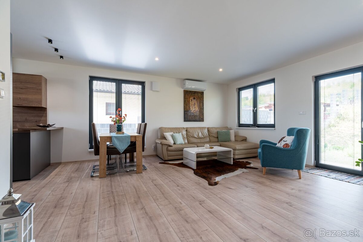 NA PREDAJ NOVOSTAVBA RODINNÉHO DOMU V OBCI GYŇOV - 2