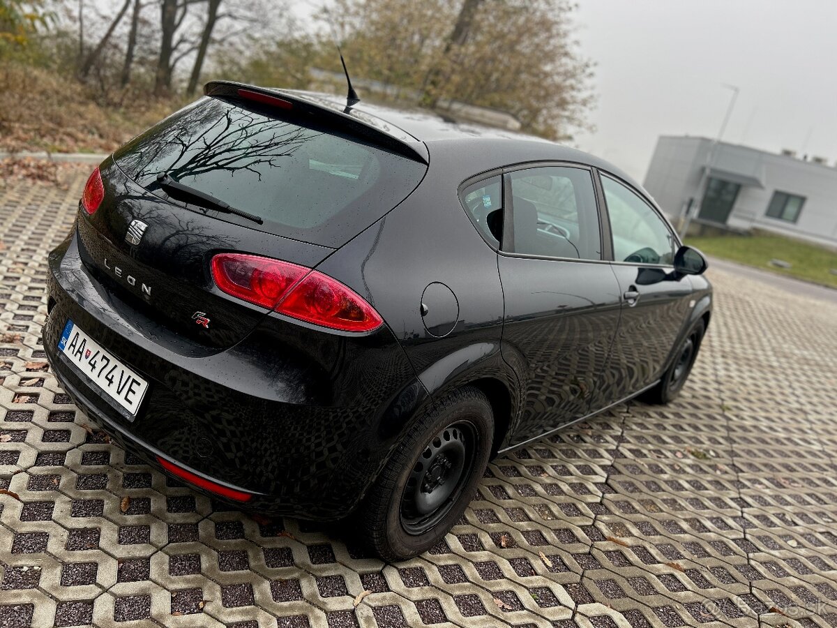 Seat Leon 1.8 TSi najazdene len 76 tis KM bezchybny stav - 2