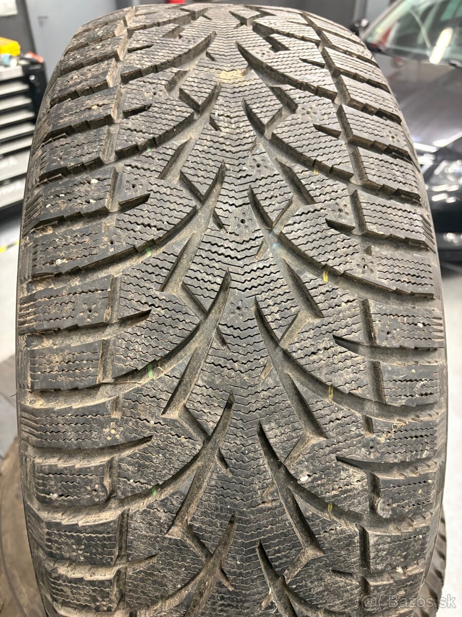 285/50 R20 zimné - 2