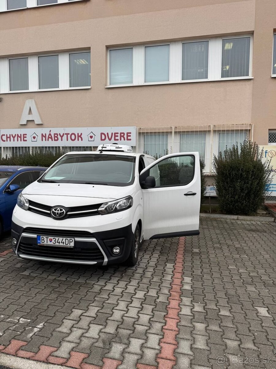 Toyota Proace 2.0 tdi 110 kW - 2