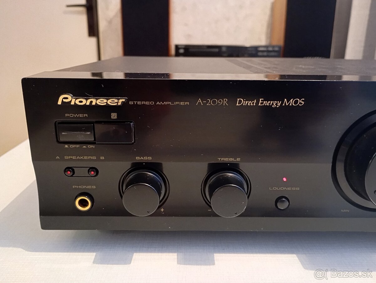 zosilnovac PIONEER A-209R - 2