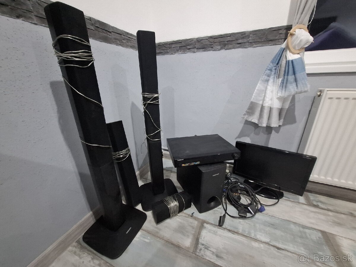 Reproduktory + display - 2