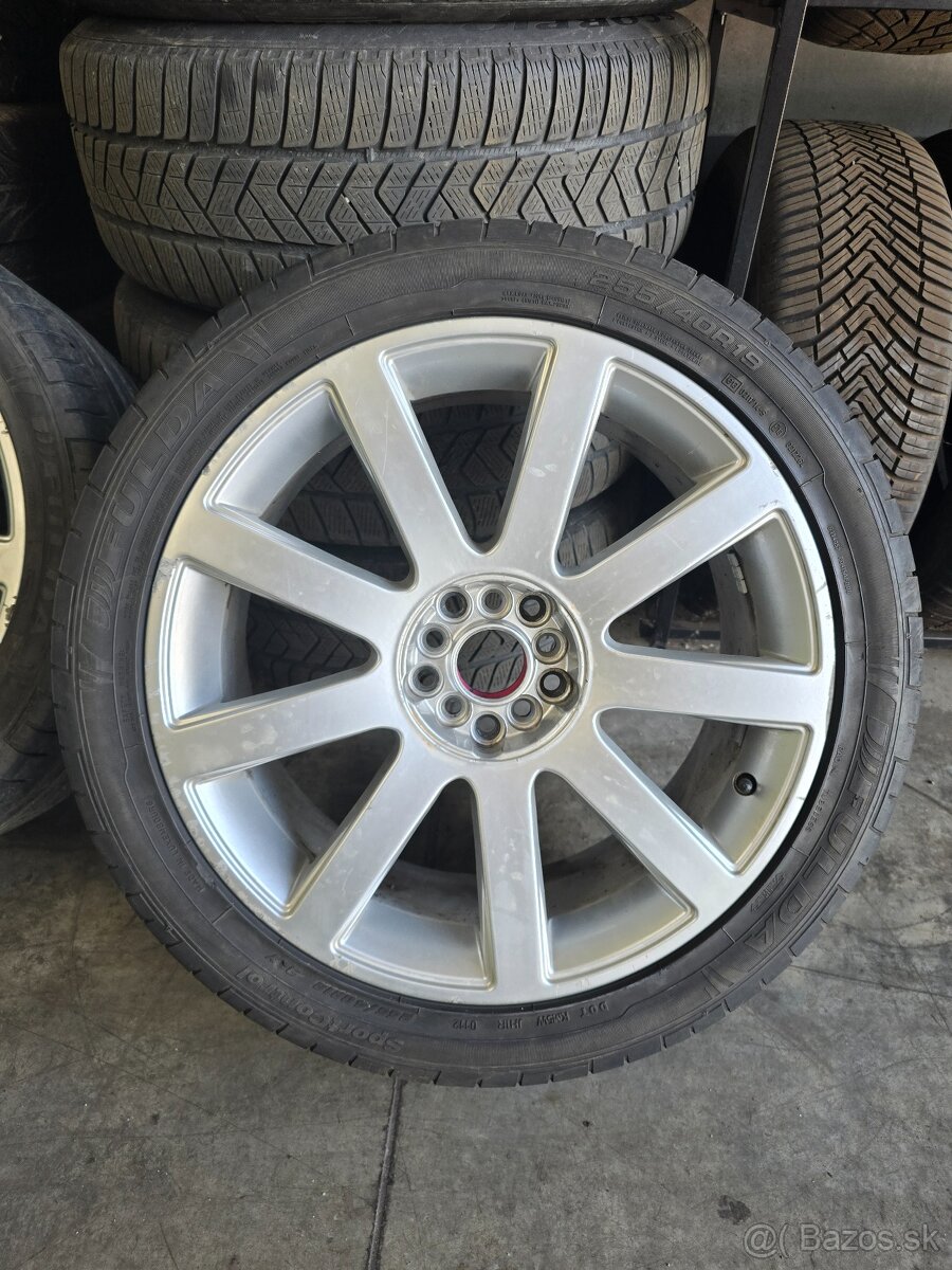 Disky 8Jx19 pneu 255/40 R19 - 2