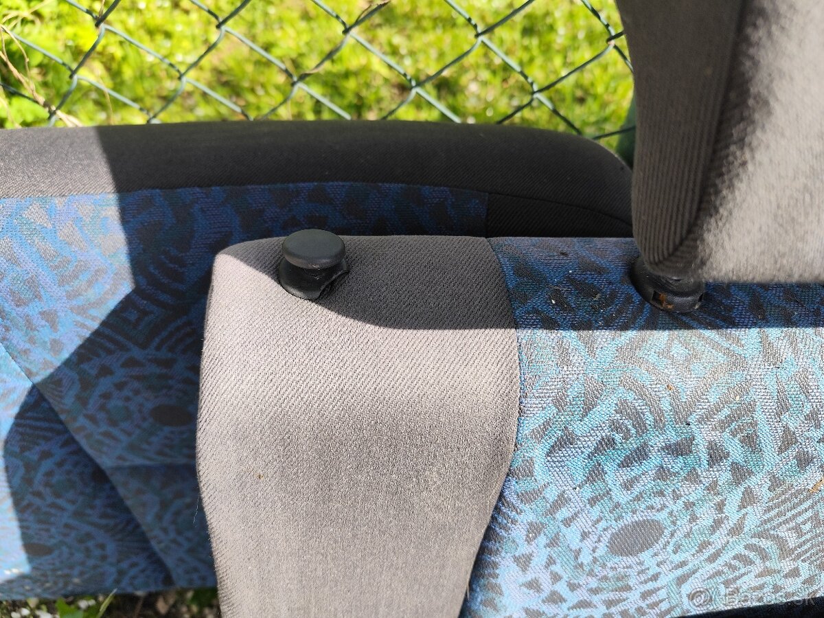 Mitsubishi Pajero Pinin sedadlá - 2