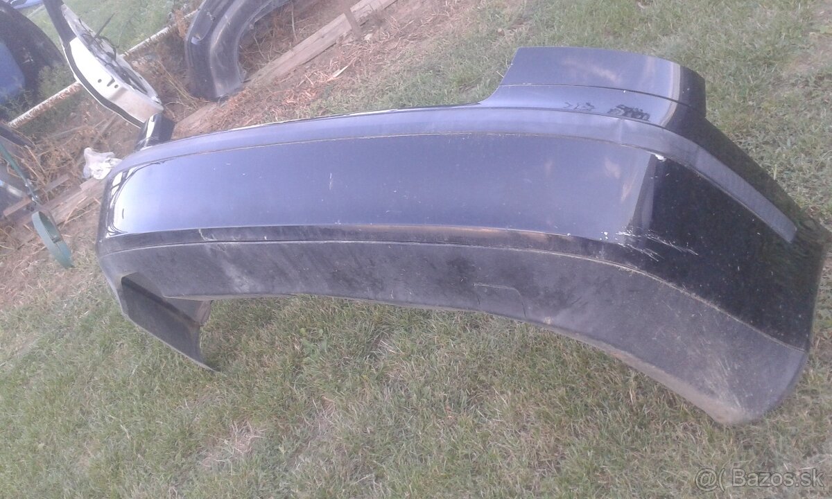 Skoda Oktavia 2-Zadny naraznik - 2