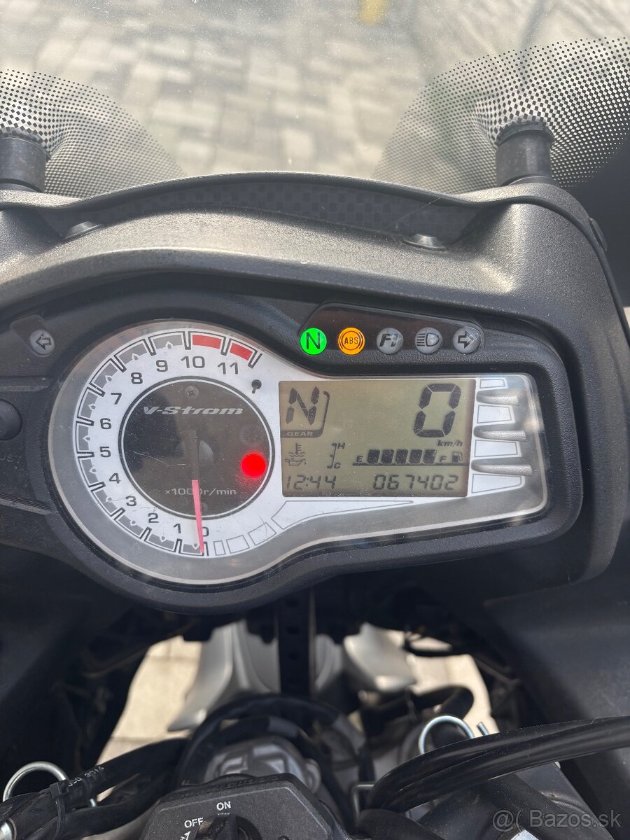 Predám Suzuki V strom 650 - 2