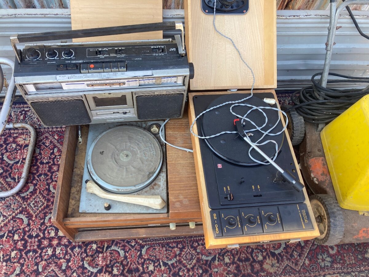 Rádiogramofony Tesla - 2