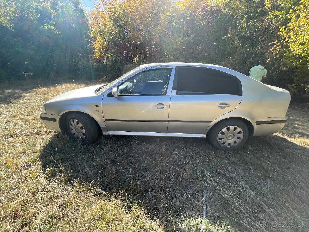 Škoda Octavia - 2