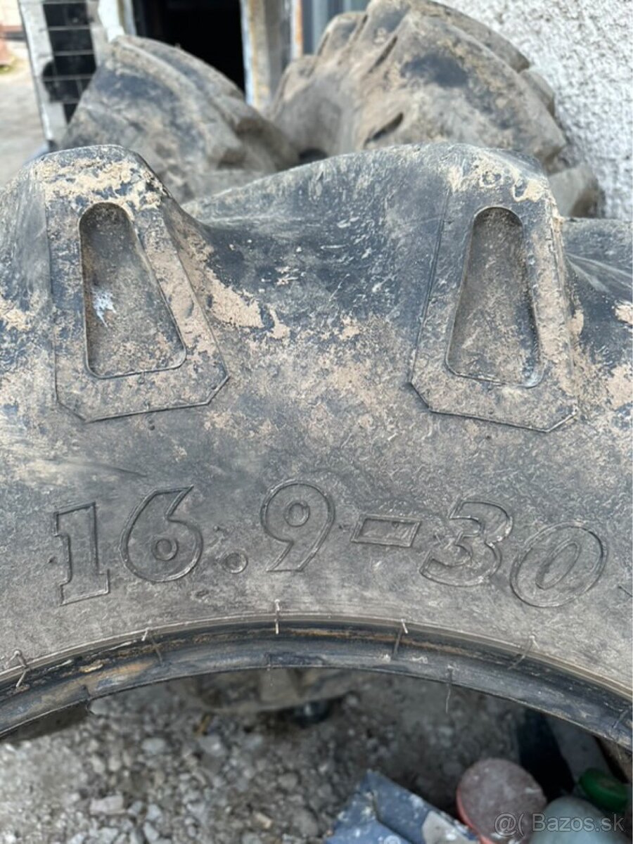 Pneumatiky na zetor - 2