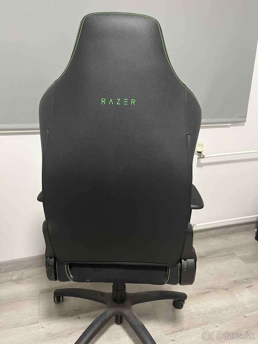 Razer Iskur Green XL - 2