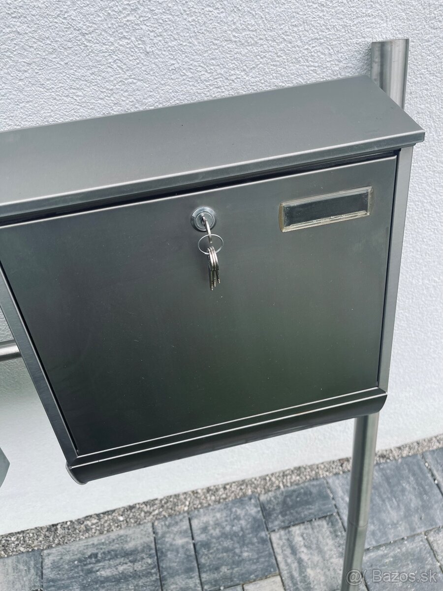 2x nerezove poštové schránky so stojanom - 2