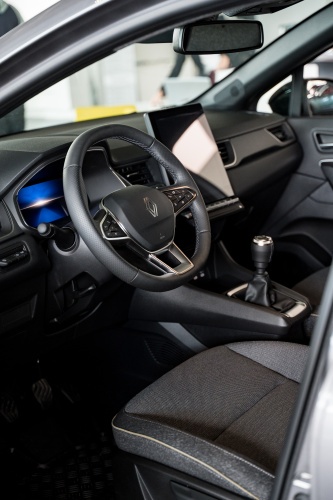 Captur mild hybrid 140k Techno - 2