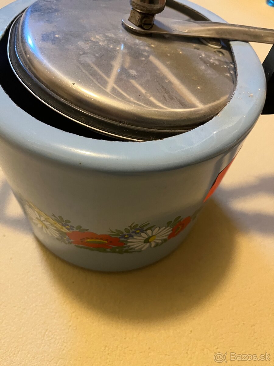 Tlakovy hrniec retro - 2