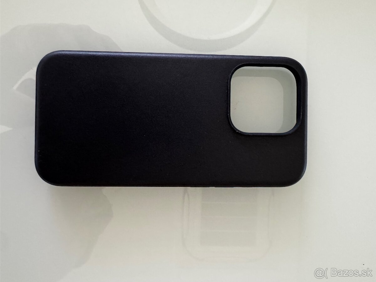 Kozeny kryt MagSage pre Apple 15 PRO. - 2