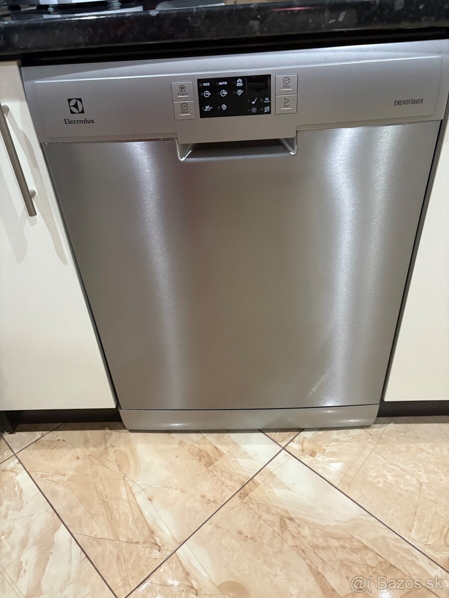 Umývačka riadu Electrolux - 2