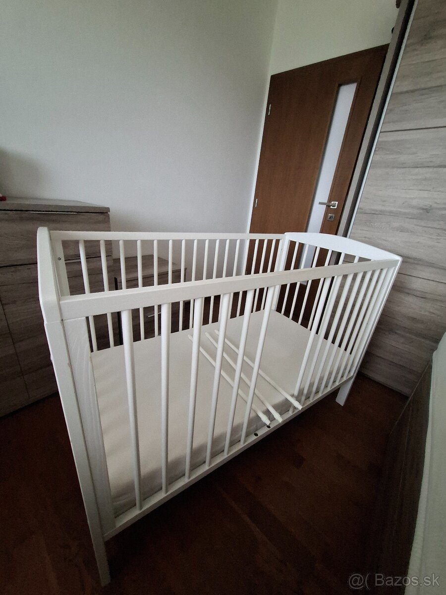Drevená detská postieľka - 2