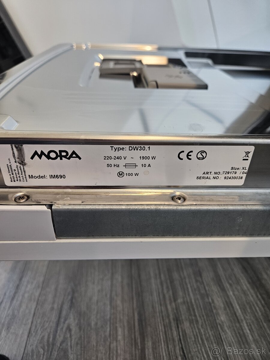 Predám vstavanú umývačku riadu 60 Mora IM690 - 2