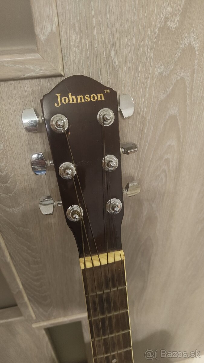 Predám klasicku gitaru. - 2