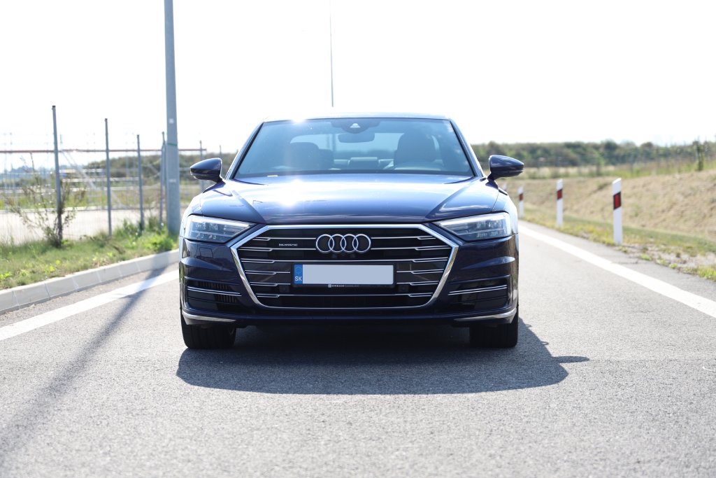 Prenájom Audi A8L 50TDI - 2