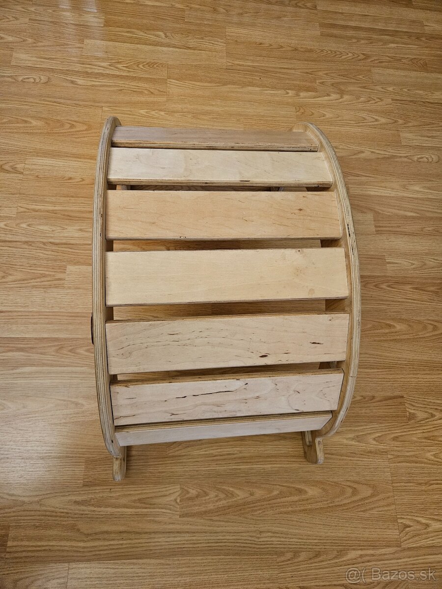 Drevená hojdačka s hrázdou - 2