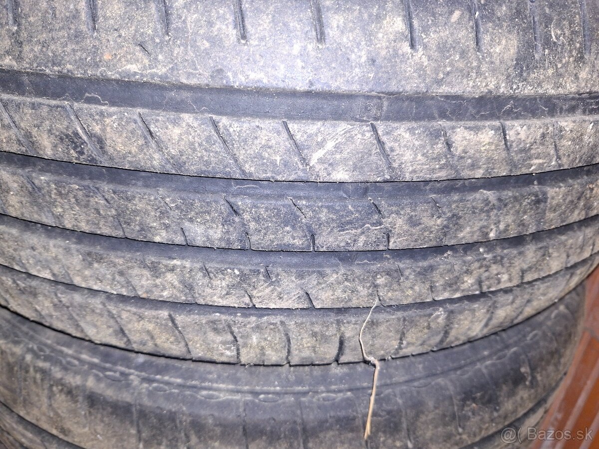 Letne pneu 225/60 R17 - 2