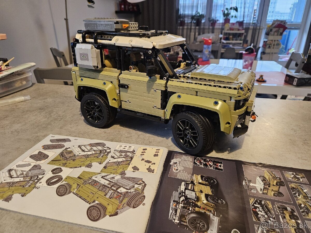 Technic Land Rover Defender - 2573 dielikov - 2