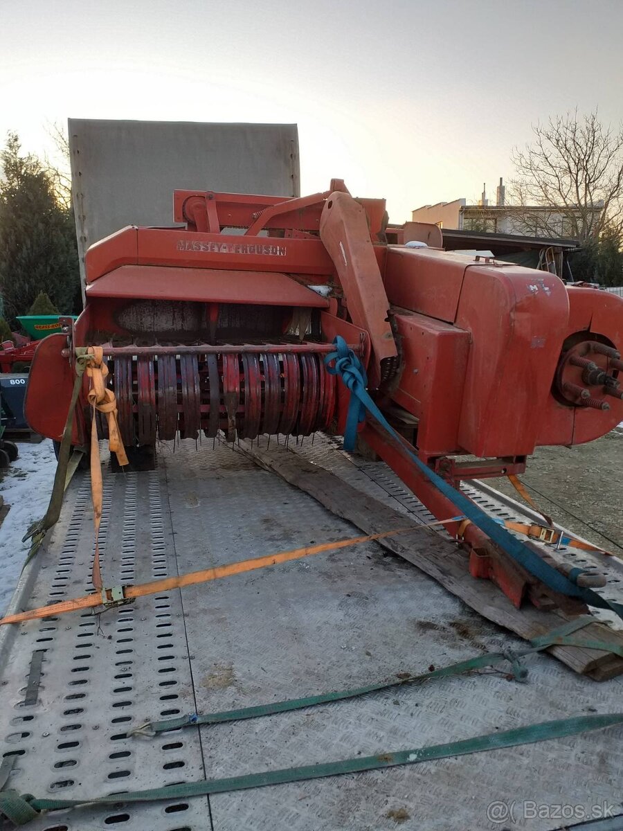 Predám lis Zn. Massey Fergusson - 2