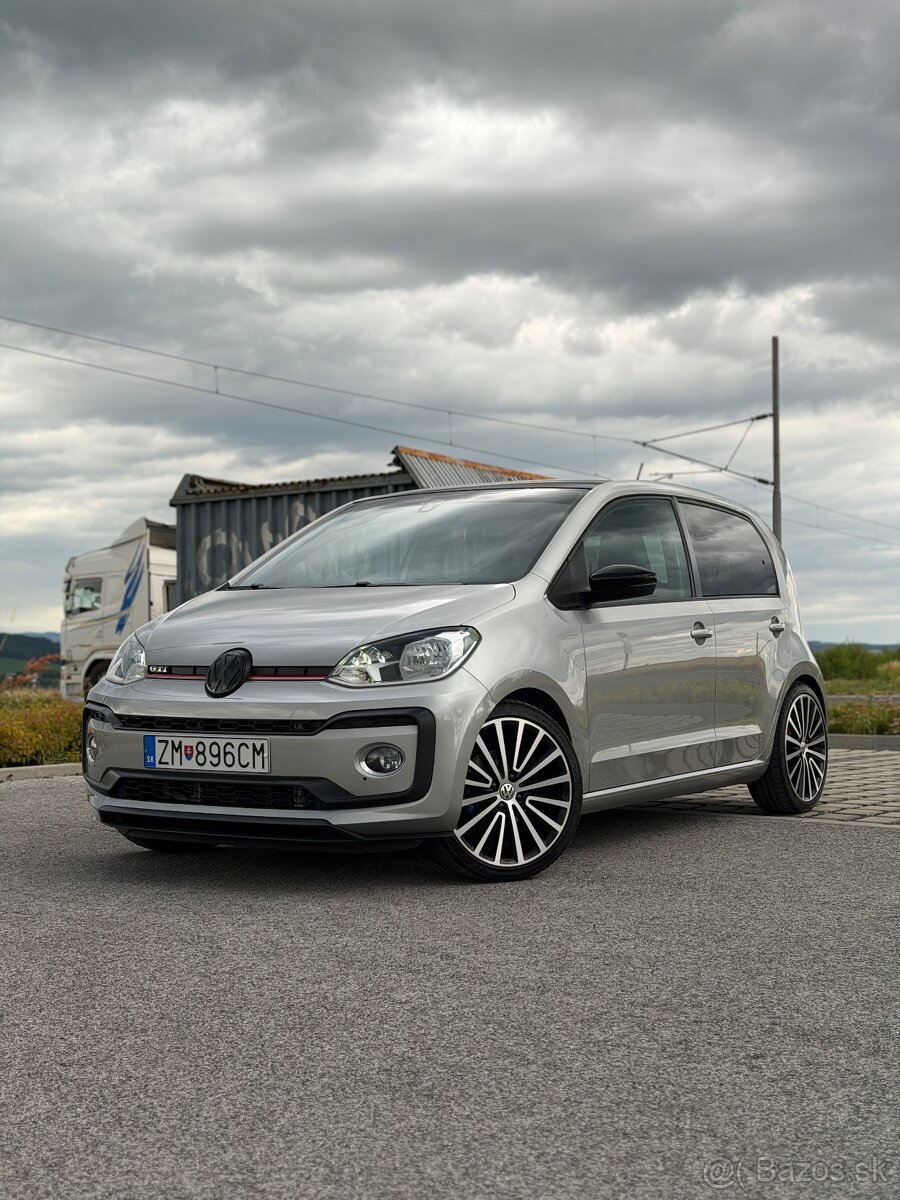 Volkswagen UP High Up 1.0 TSI 66kw 2018 - 2