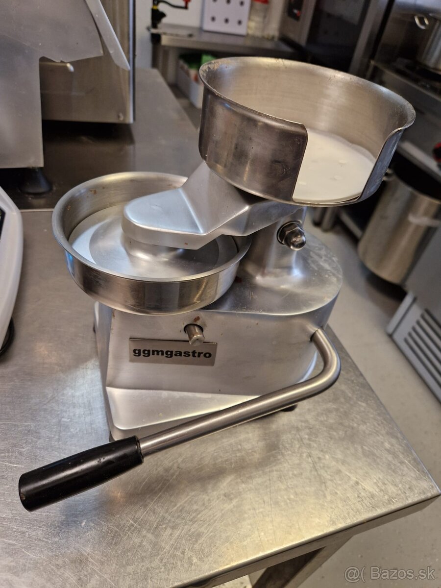 Stroj na hamburgery a steaker - 2