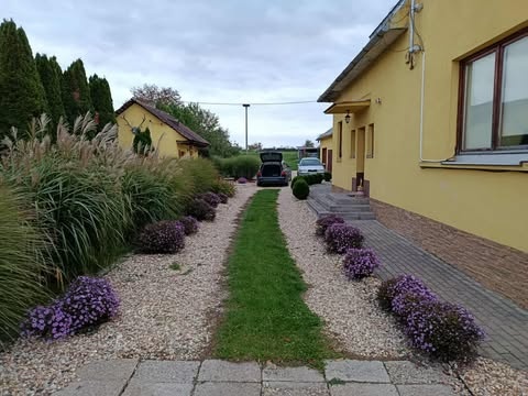 Na predaj zrekonštruovaný dom v obci Drahňov - 2