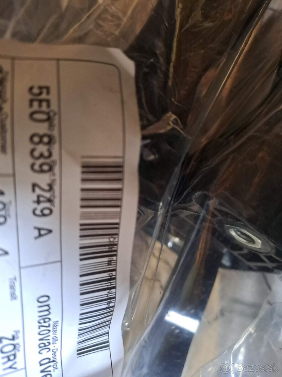 Dverové obmedzovače OCTAVIA 3 - 2