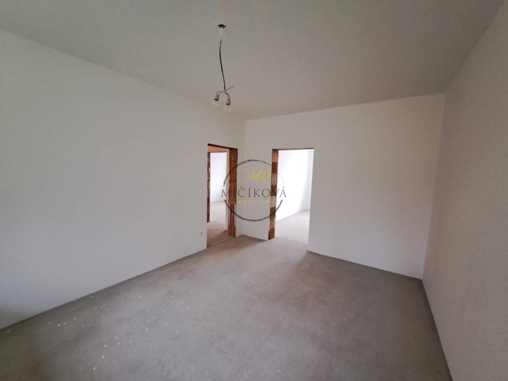 Predáme 3-izbový byt v novostavbe, Veľké Zálužie okr. Nitra - 2