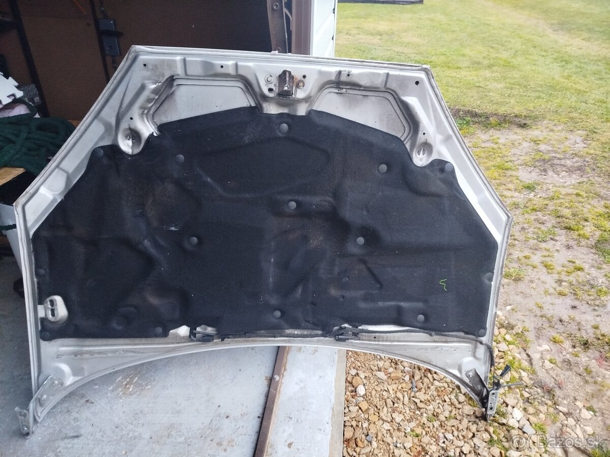 Kapota FOCUS mk1 - 2