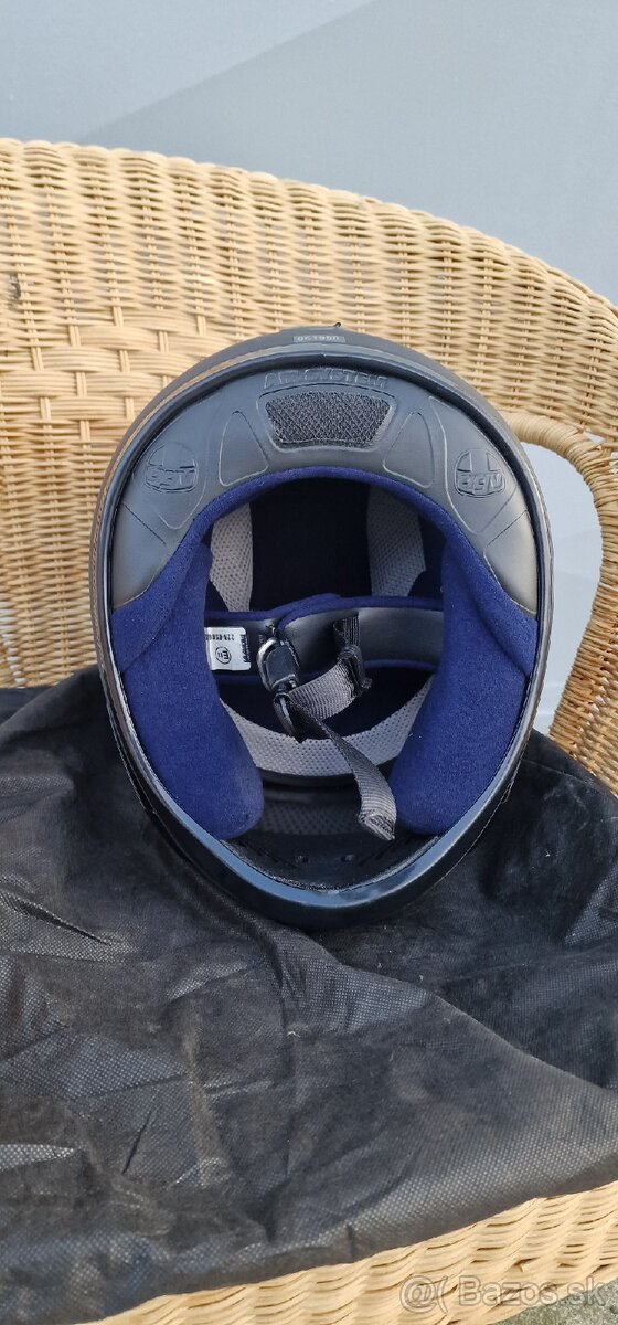 Prilba na motorku AGV - 2