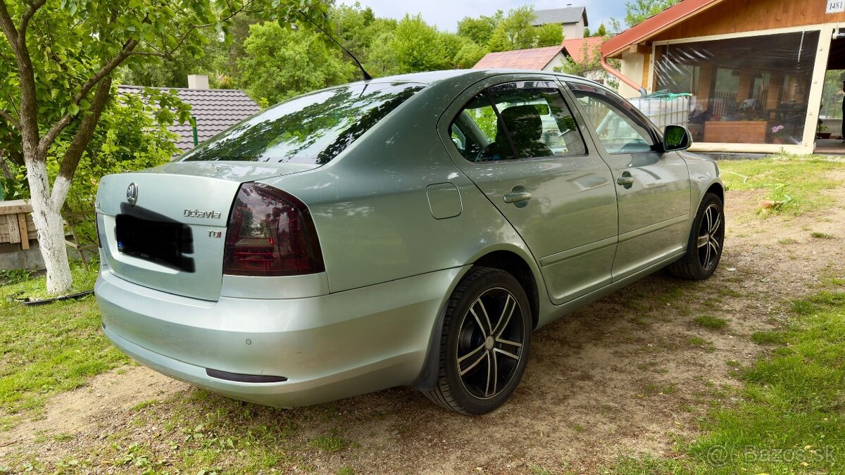 Škoda Octavia 2 Liftback Facelift - 2