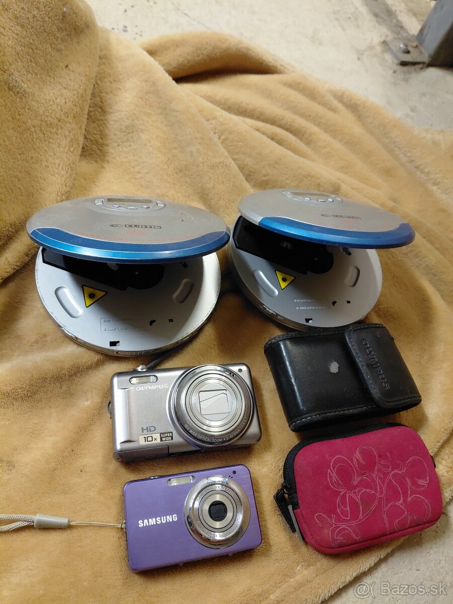 Fotoaparát a discman - 2