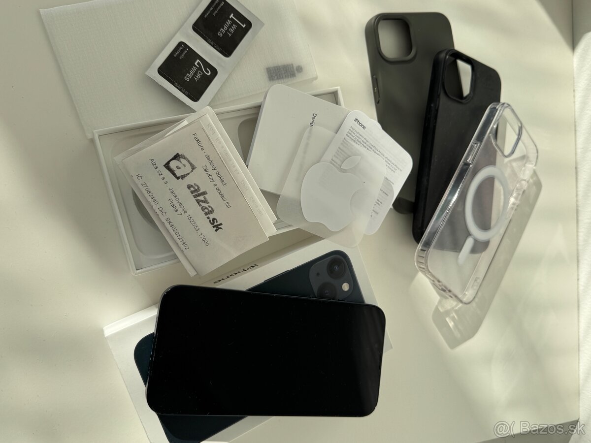 iPhone 13 256GB Midnight + kryty a sklo - 2