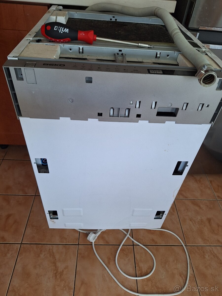 Umývačka riadu BEKO - 2