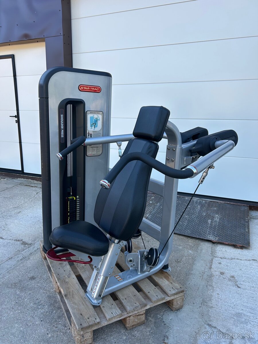 Stroj na ramená - Star Trac Shoulder Press - 2