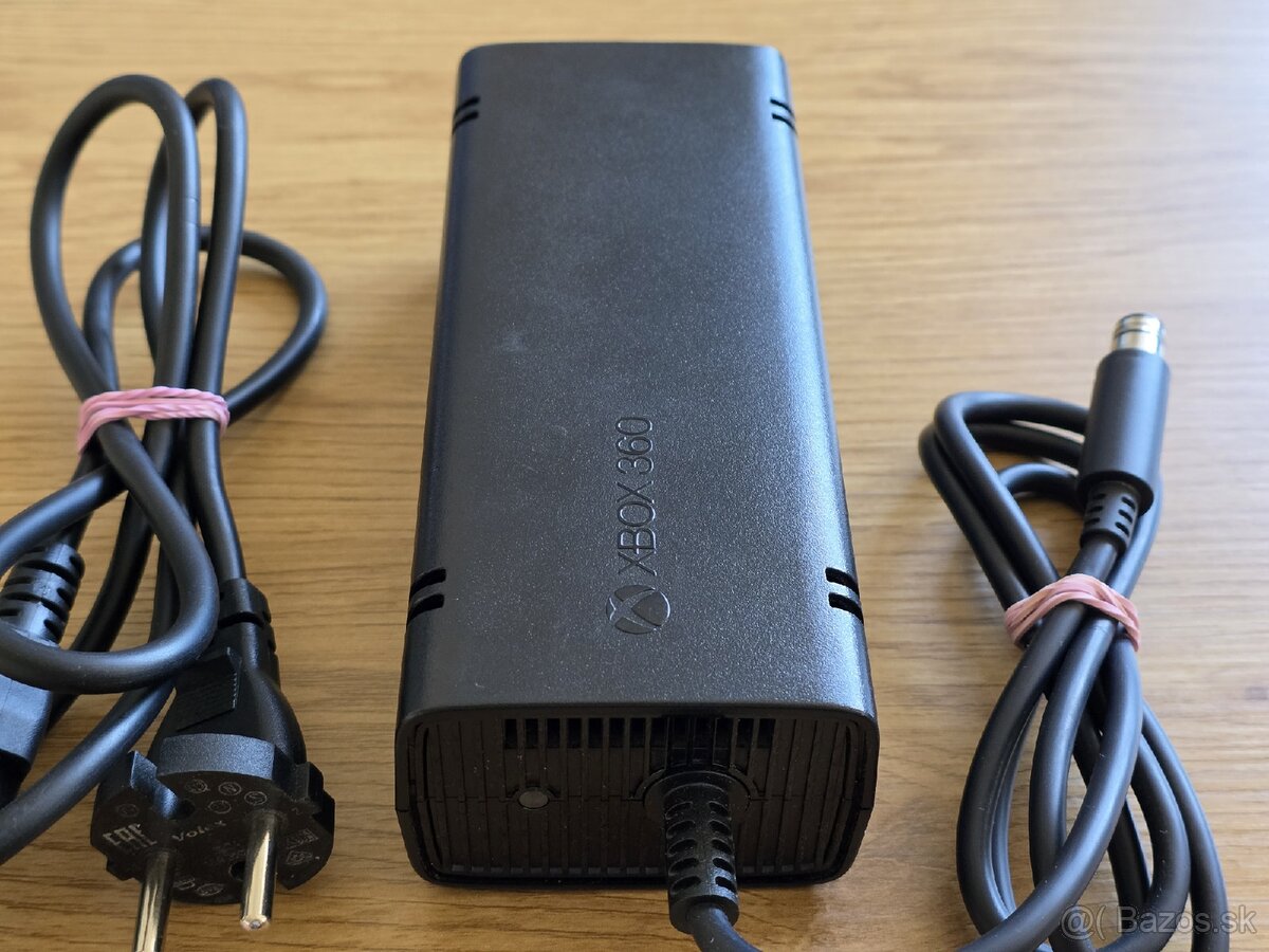 Originál napájací adaptér na Xbox 360E - 2